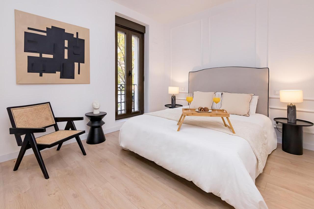 Bhost - Ferraz 74 Apartment Madrid Bagian luar foto