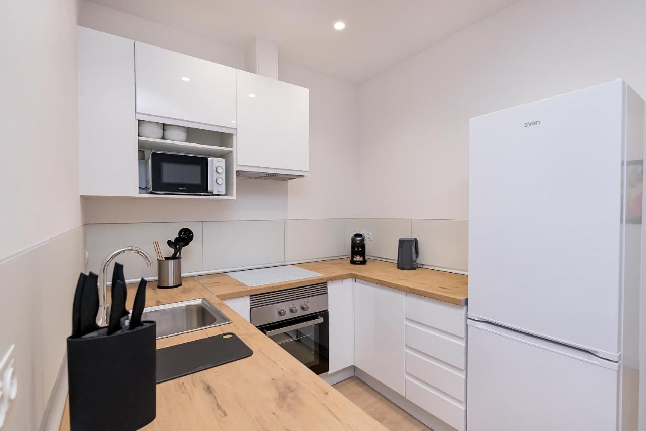 Bhost - Ferraz 74 Apartment Madrid Bagian luar foto