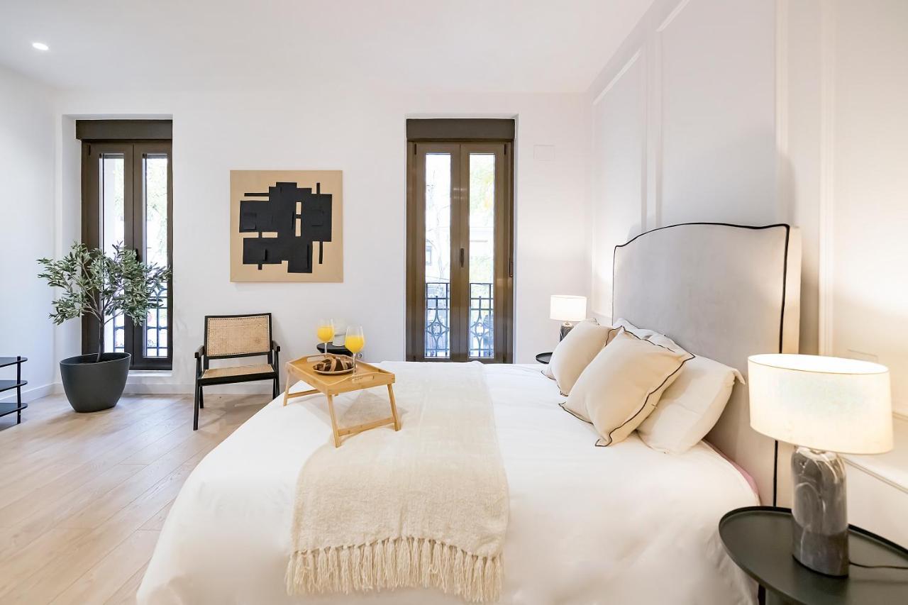 Bhost - Ferraz 74 Apartment Madrid Bagian luar foto
