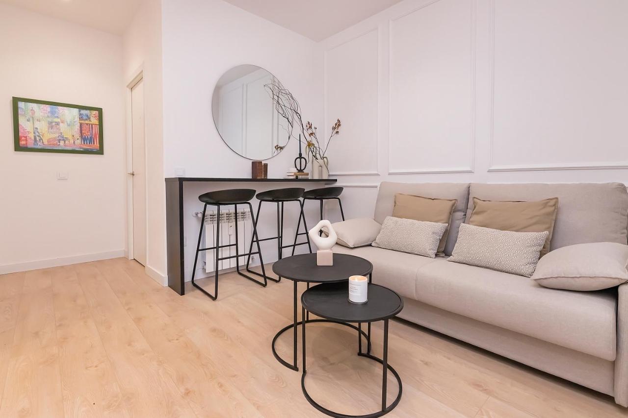 Bhost - Ferraz 74 Apartment Madrid Bagian luar foto