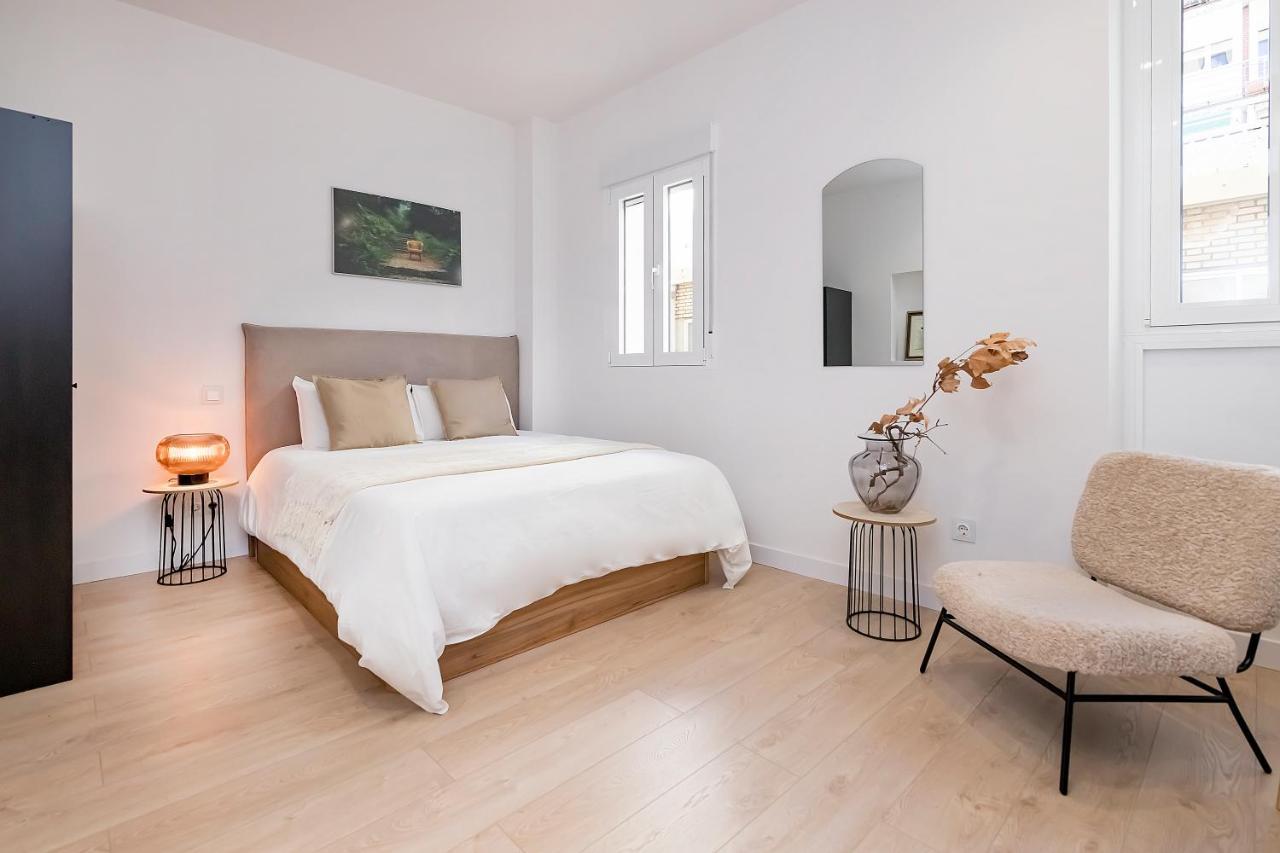 Bhost - Ferraz 74 Apartment Madrid Bagian luar foto