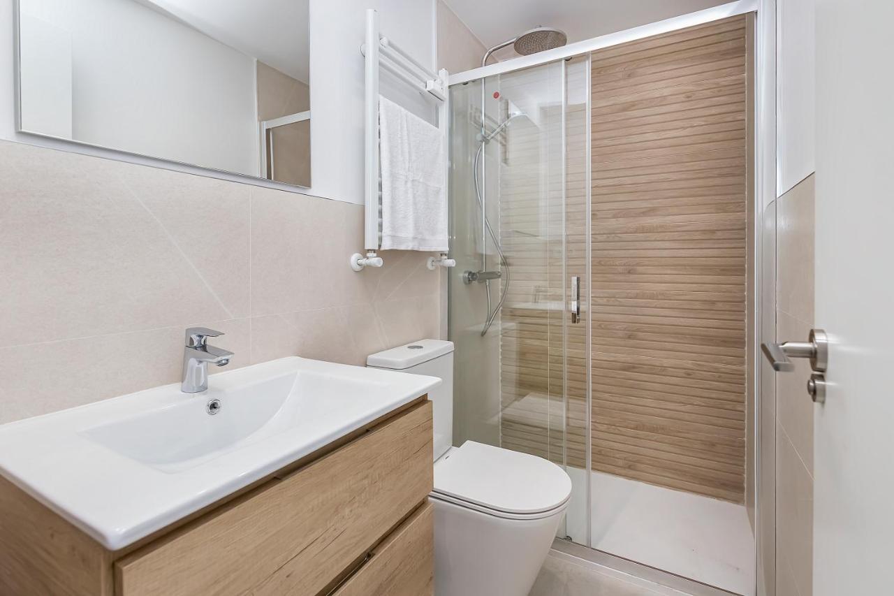 Bhost - Ferraz 74 Apartment Madrid Bagian luar foto