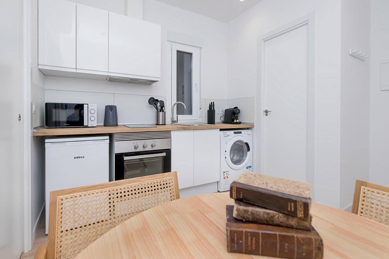 Bhost - Ferraz 74 Apartment Madrid Bagian luar foto